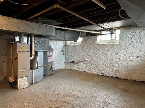 95 Mccandless Ave, Pittsburgh PA 15201-2225 exterior