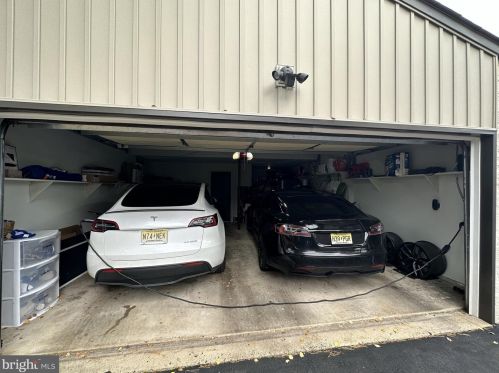 2269 Pne Rd, Huntingdon Valley PA 19006-4028 exterior