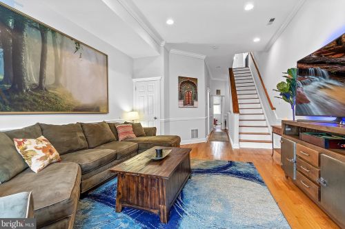 1019 19 St, Philadelphia PA 19146-2938 exterior