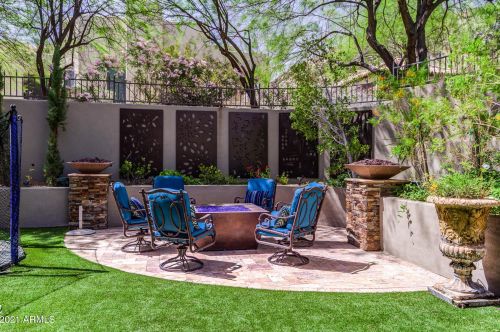 13841 Cyn Dr, Phoenix AZ 85016-2403 exterior