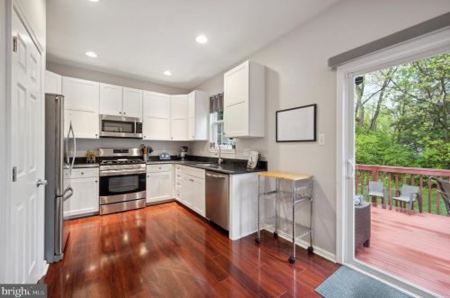 48 Steeplechase Cir, Chester PA 19014-1463 exterior