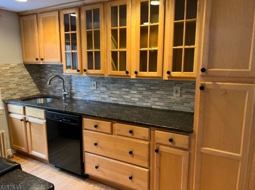 103 Lincoln Park, Cranford NJ  07016-3120 exterior