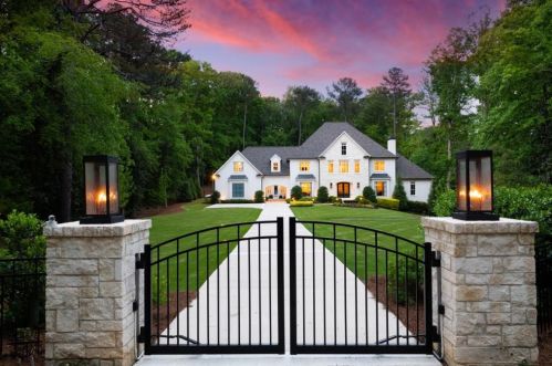 1191 Conway Dr, Atlanta, GA 30327-3641