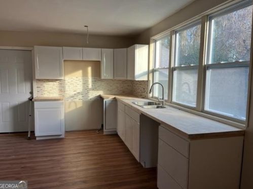 1001 Jefferson Ave, Atlanta GA 30315-7107 exterior