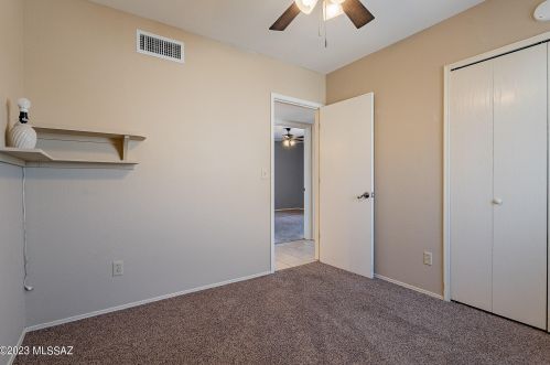 4801 Red Wolf Dr, Tucson AZ  85742-8825 exterior