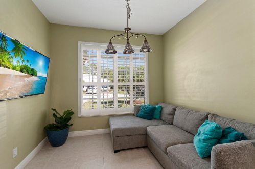 681 Little Kayak Pt, Fort Pierce FL  34983-3516 exterior