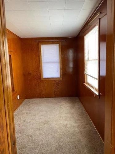 64 Race St, Manor PA 15665-1609 exterior