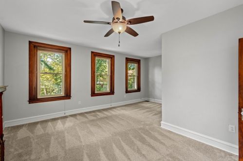 127 Lincoln Ave, Pittsburgh PA 15206-2313 exterior