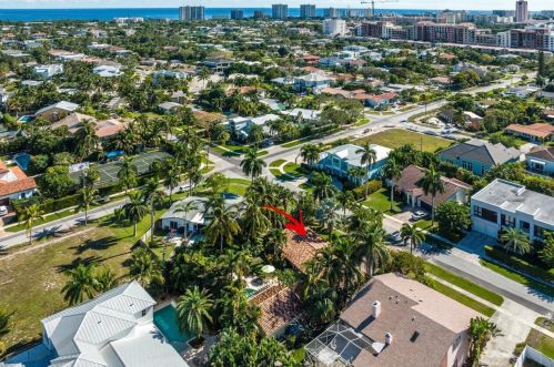 275 4 St, Boca Raton FL 33432-3738 exterior