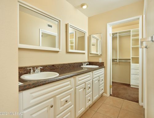 5677 Camino De La Noche, Tucson AZ  85718-4420 exterior