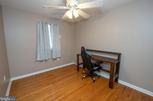 809 Borbeck Ave, Philadelphia PA 19111-2208 exterior