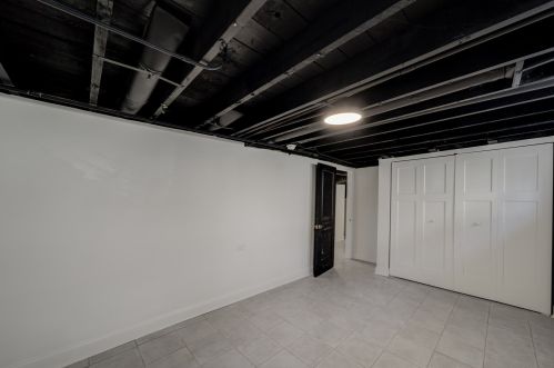 8104 Dorchester Ave, Chicago IL  60619-3436 exterior