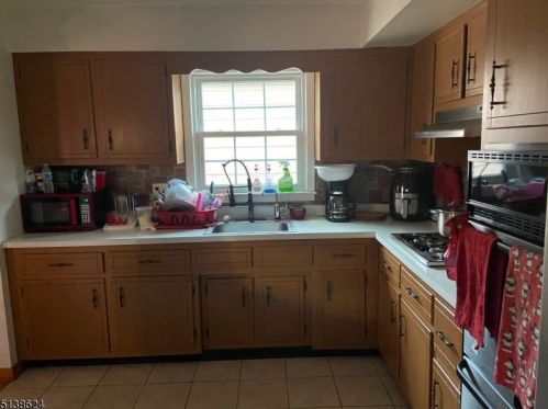 1297 Baker St, Industrial Hillside NJ 07205-2612 exterior