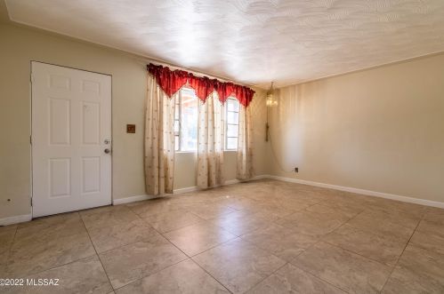 5731 Helen St, Tucson AZ  85712-5006 exterior