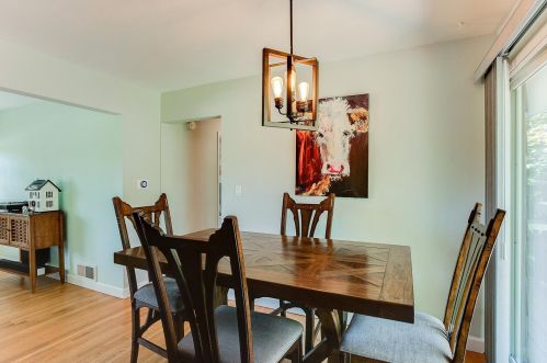 207 County Rd F, Saint Paul MN 55110-3845 exterior