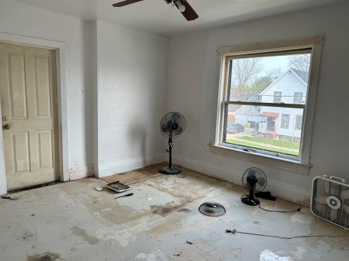 1015 Hamilton St, Manitowoc WI 54220-5227 exterior