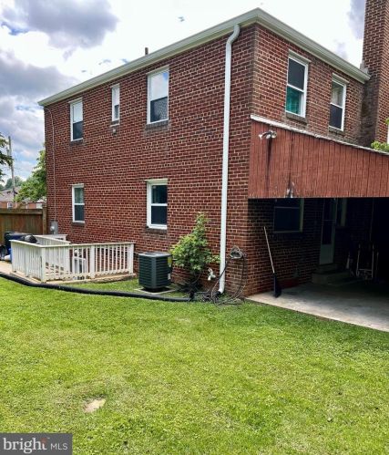 11930 Andrew Ct, Silver Spring MD 20902-1151 exterior