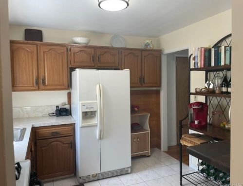 177 Quaspeck Blvd, Valley Cottage NY 10989-2431 exterior