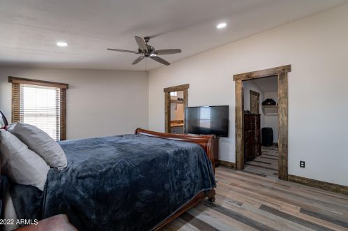 39510 12th St, Phoenix AZ  85086-7336 exterior