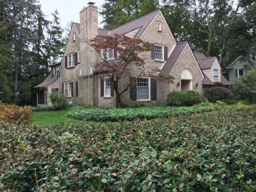 2105 Waite Ave, Kalamazoo, MI 49008-1717