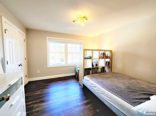 541 John St, Teaneck NJ  07666-5340 exterior