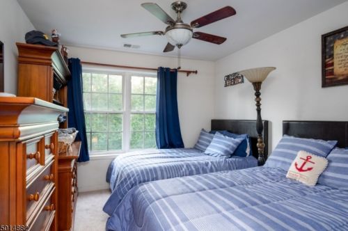 508 Donato Cir, Scotch Plains NJ 07076-1073 exterior