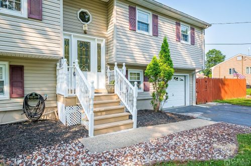 144 Blackford Ave, Piscataway, NJ 08854-2256