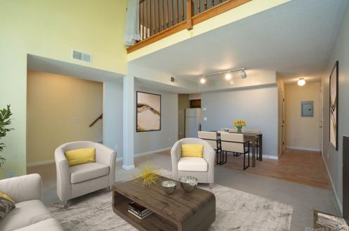 11 Concorde Way, Windsor Locks, CT 06096-1549