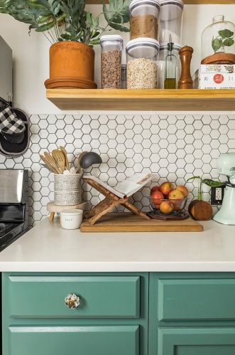 1082 Englewood Ave, Saint Paul MN 55104-1410 exterior