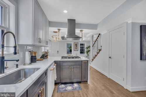 315 Patrick St, Alexandria VA 22314-2443 exterior