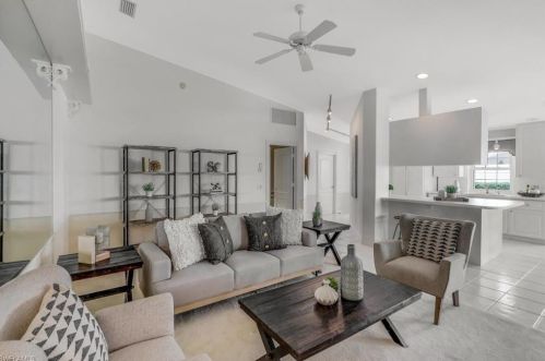 4142 Los Altos Ct, Naples, FL 34109-1312