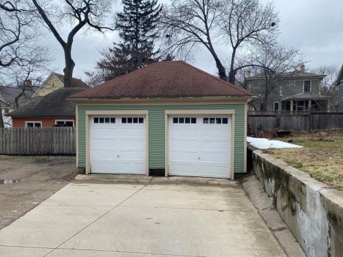 243 Un Ave, Grand Rapids MI 49503-3473 exterior