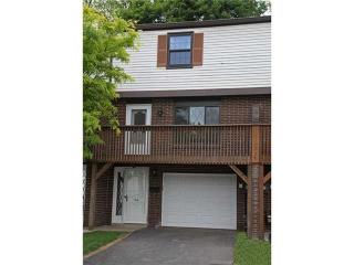 910 Camelot Dr, Pittsburgh, PA 15237-4952