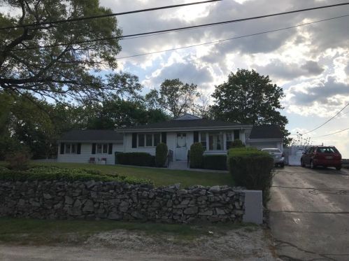 157 Jillson Ave, Woonsocket, RI 02895-5930