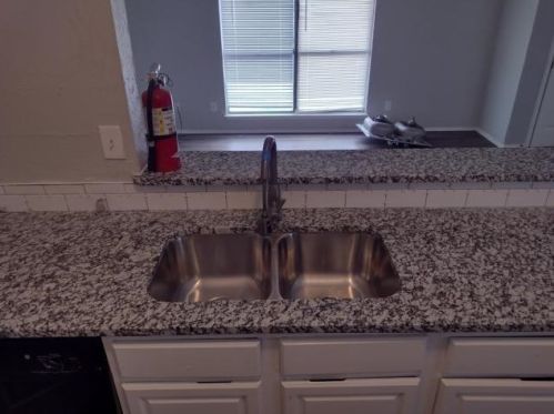 9523 Gonzales Dr, Dallas TX 75227-5053 exterior