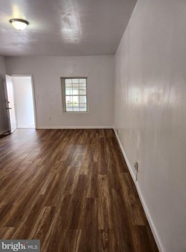 1351 Princess Ave, Camden NJ 08103-2910 exterior