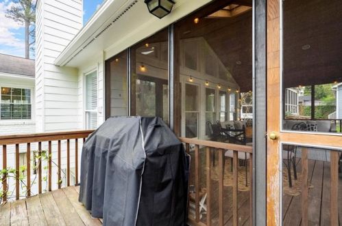 2122 Belvedere Dr, Atlanta GA  30318-1704 exterior