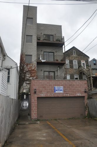 1918 Cermak Rd, Chicago IL  60608-4237 exterior