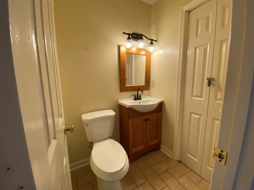 293 Triple Oaks Dr, Tucker GA 30084-2082 exterior