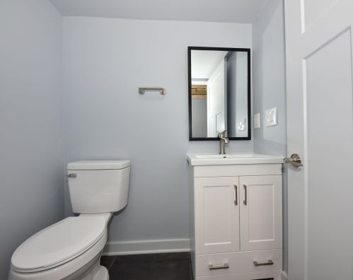 1908 Elmdale Ct, Milwaukee WI 53211-2342 exterior