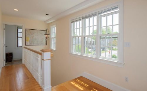 115 Houston Ave, Middletown RI 02840-3916 exterior