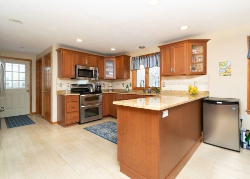 1103 Adams St, Boston MA exterior