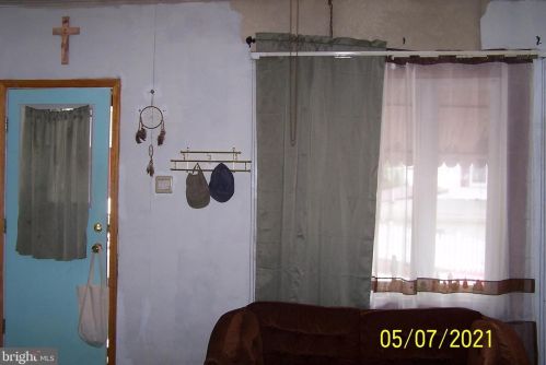 10 Mary St, Primrose, PA 17901-3936