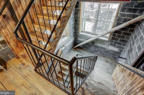 220 Prince St, Lancaster PA 17603-5878 exterior