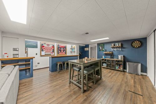 766 Parkside Ave, Elmhurst IL  60126-4811 exterior