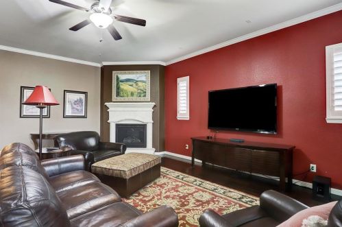 32443 Waterford Crst Ln, Fulshear TX 77441-3003 exterior