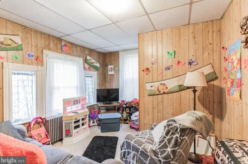 210 York St, Pottstown PA 19464-5252 exterior