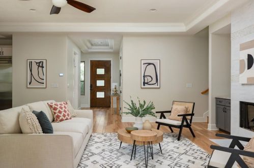 2107 Forest Trl, Austin TX  78703-2931 exterior