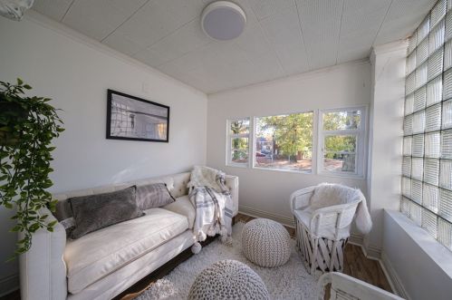 9116 Frankstown Rd, Pittsburgh PA  15235-1433 exterior