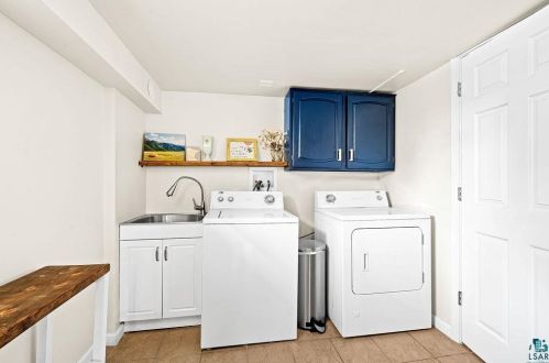 5128 Juniata St, Duluth MN 55804-1259 exterior